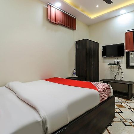 Oyo Hotel City Palace Kanpur Ngoại thất bức ảnh