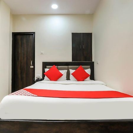Oyo Hotel City Palace Kanpur Ngoại thất bức ảnh