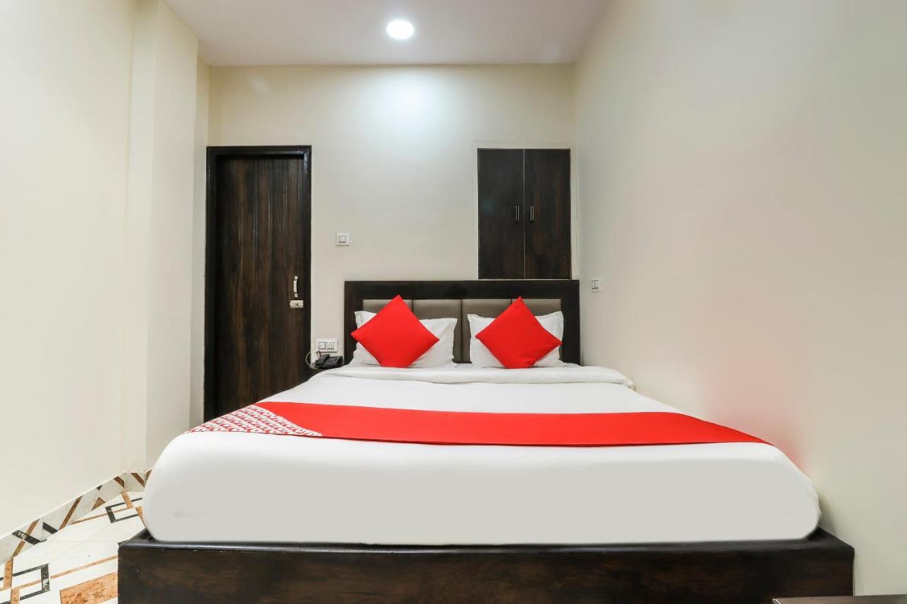 Oyo Hotel City Palace Kanpur Ngoại thất bức ảnh